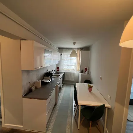 Spatios, Mobilat Si Utilat Complet Apartment *